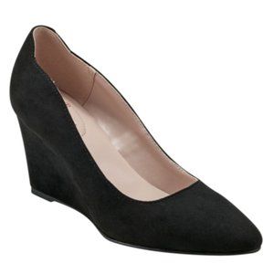 Bandolino Crush Wedge Pump, Size 9